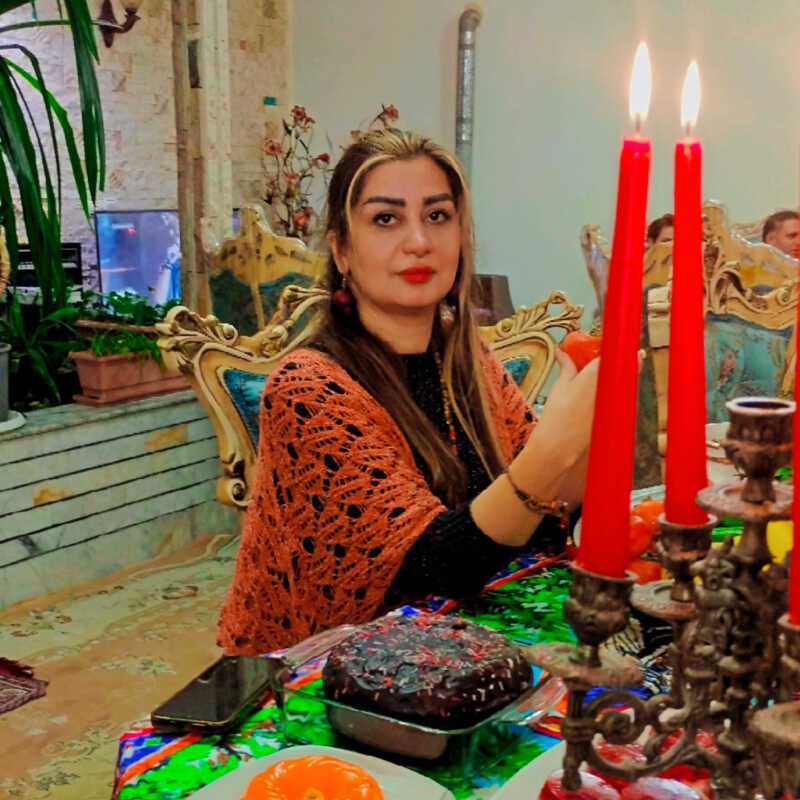 مهناز رشیدی