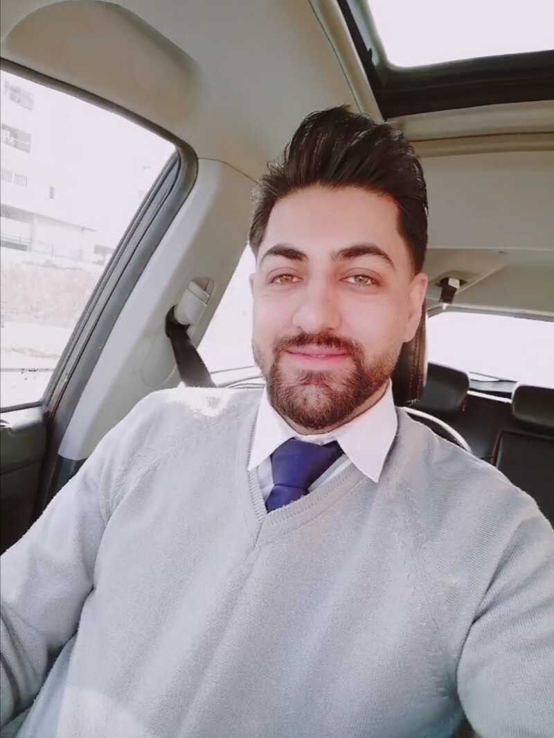 رضا کرمی