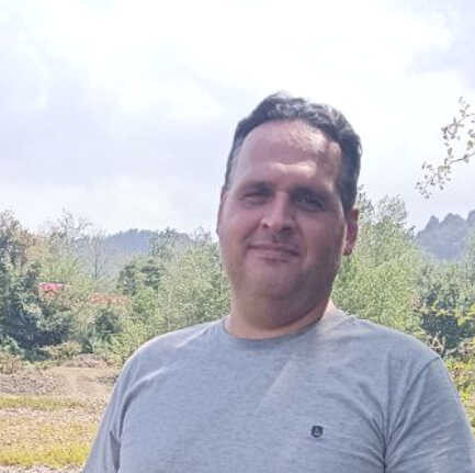 مصطفی دلشاد ماوریانی