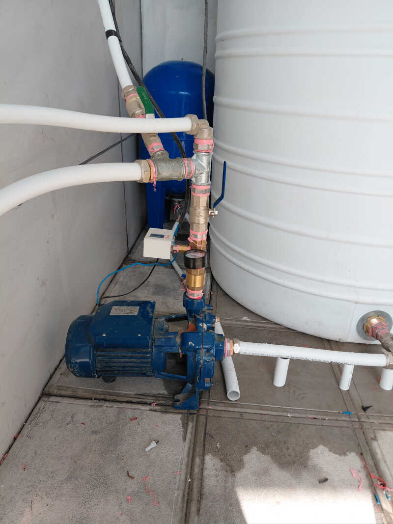 ایوب والامنش