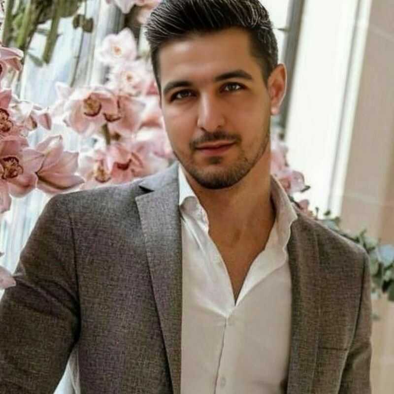 provider user card avatar