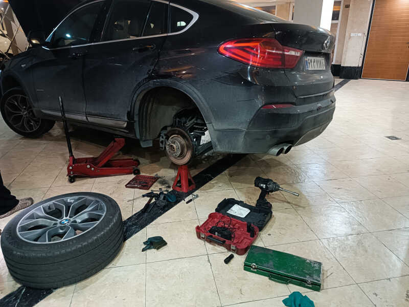 فرزاد رسولی