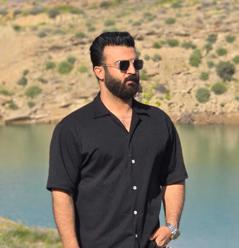 سید نادر سیادتی فر