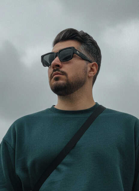 provider user card avatar