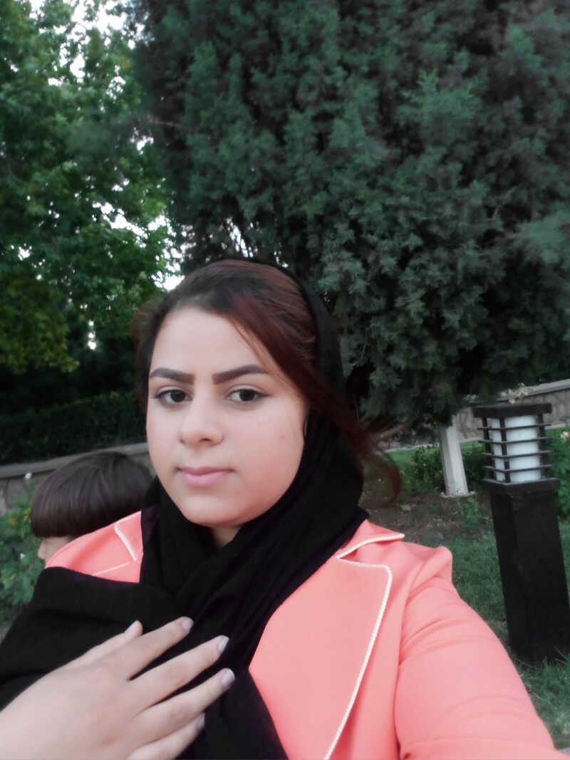 نیلوفر محمدی