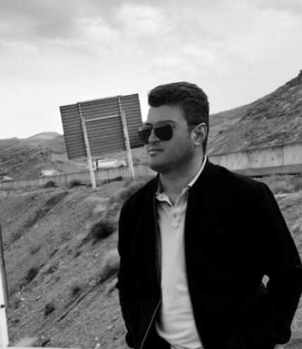 فرشاد بازیار