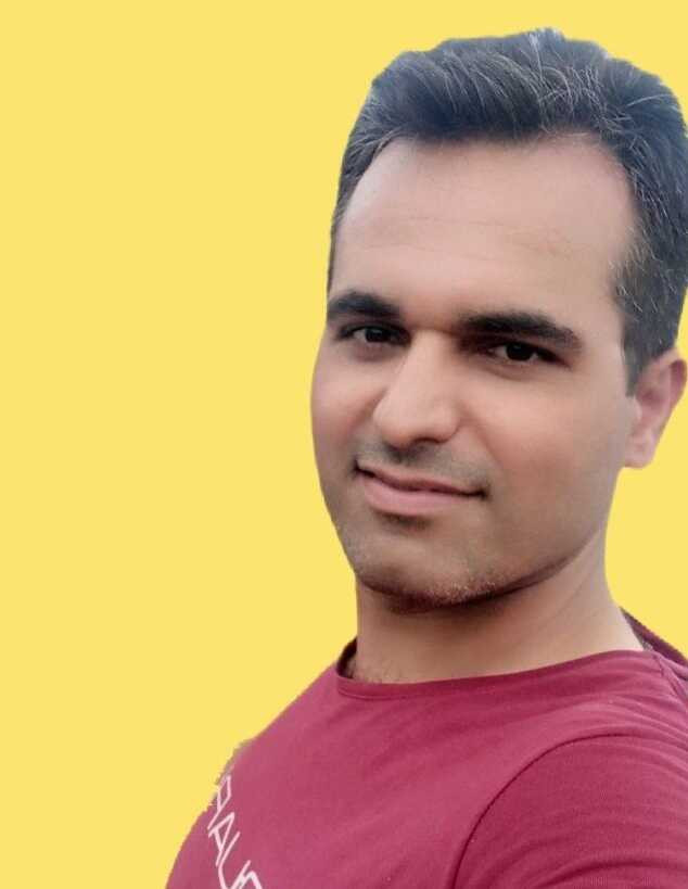 فرهاد ملایی