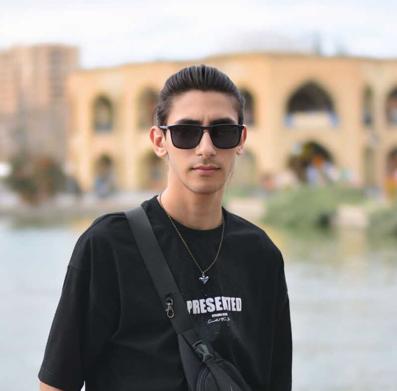 حسین اختیاری
