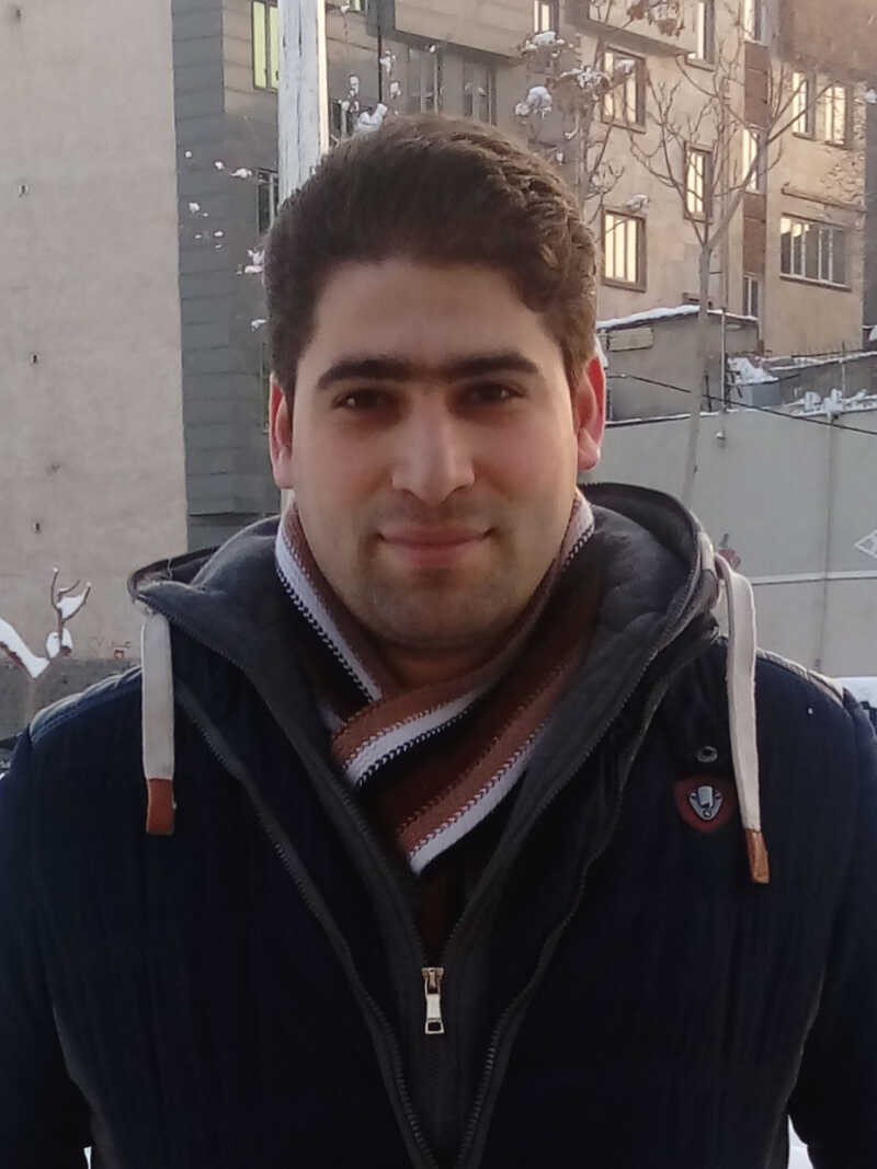 رسول خوش عقیده