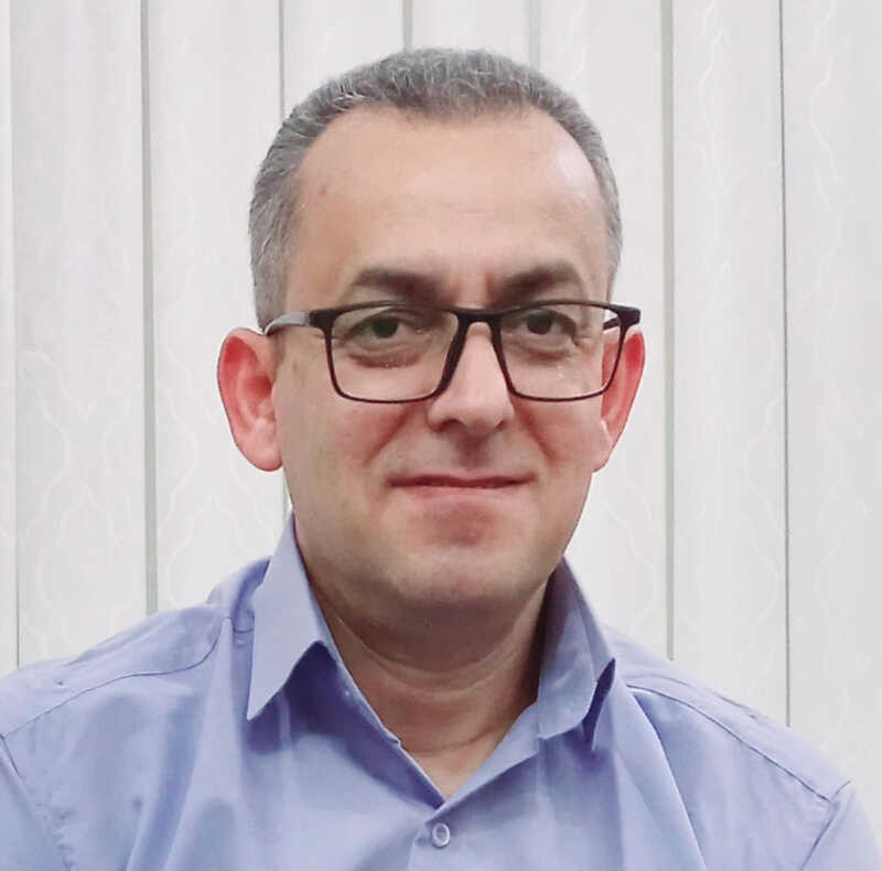 عزیز رهنما