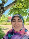 منیره زاده خواست