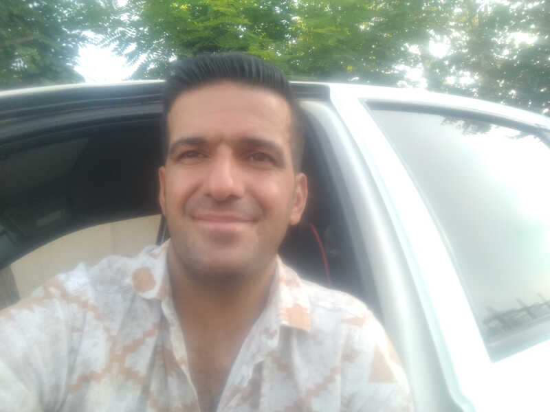 صائب مهری