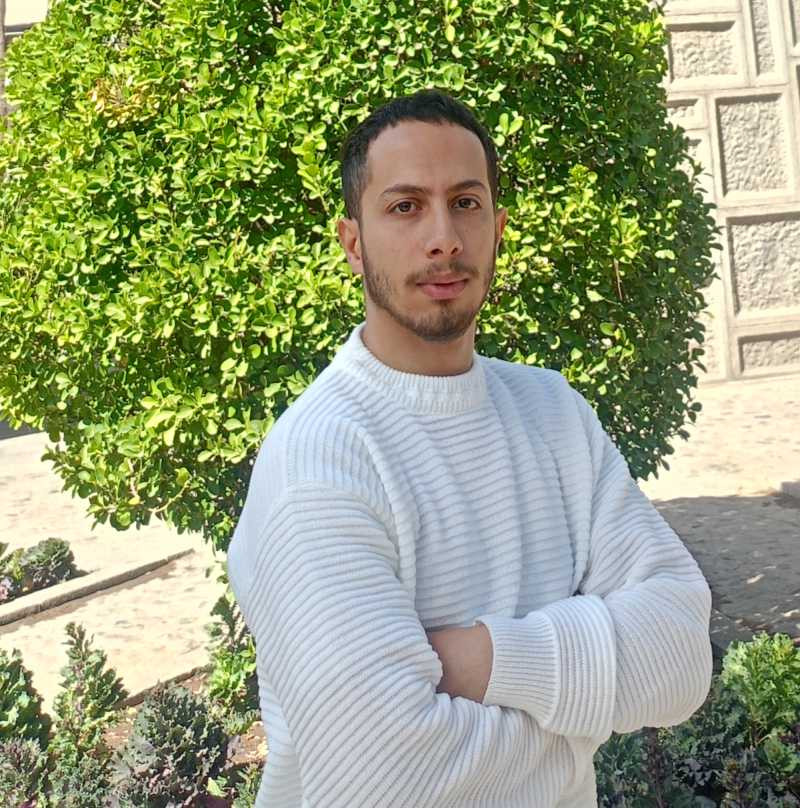 داود میرصادق