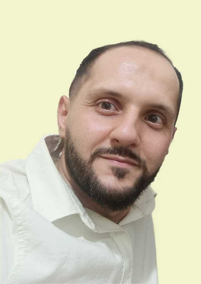 حسام کریمی