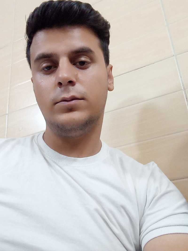 فرامرز آدینه وند