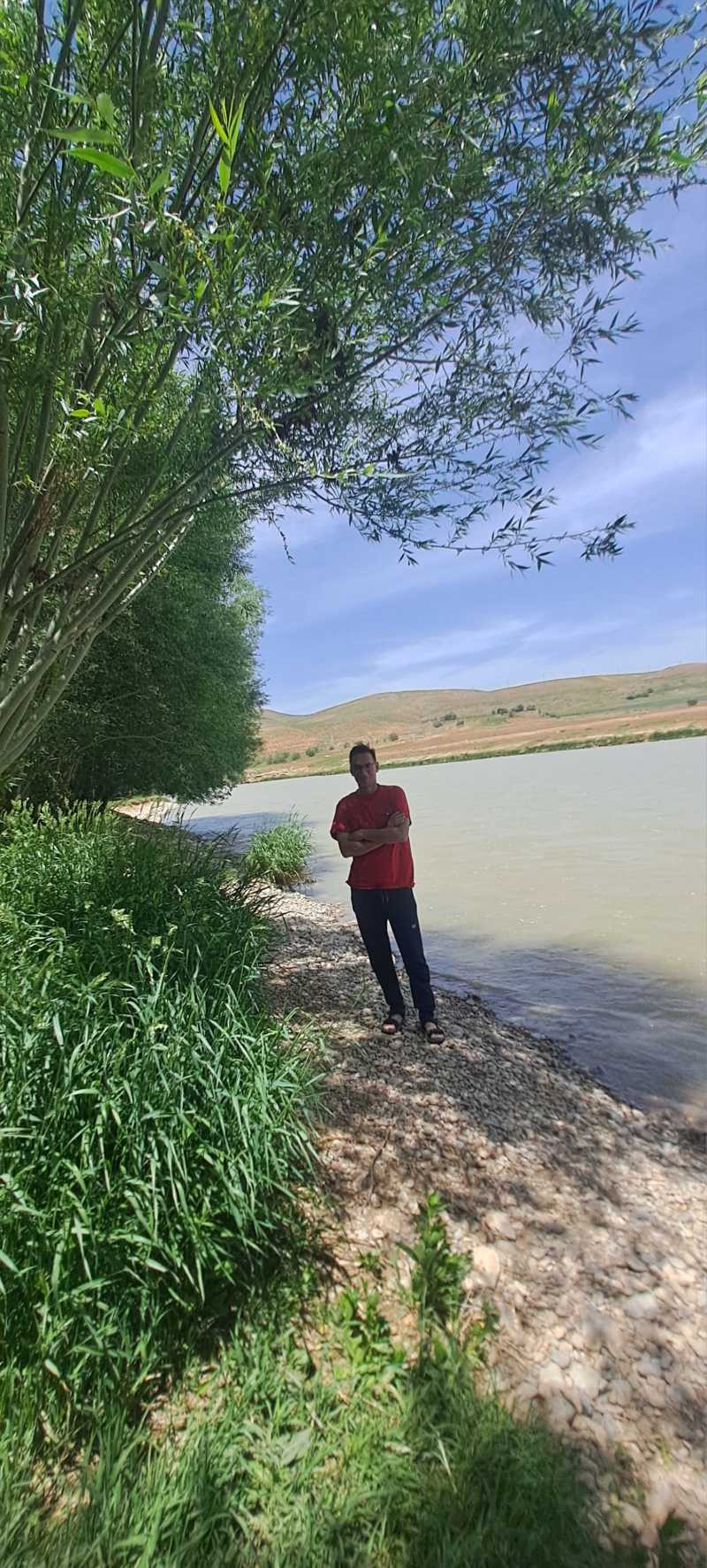 اکبر وکیلی