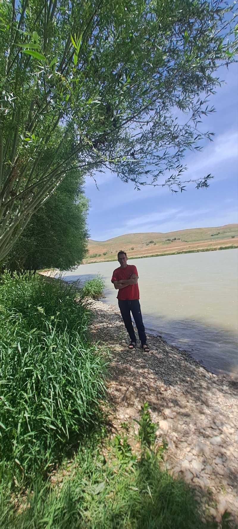 اکبر وکیلی