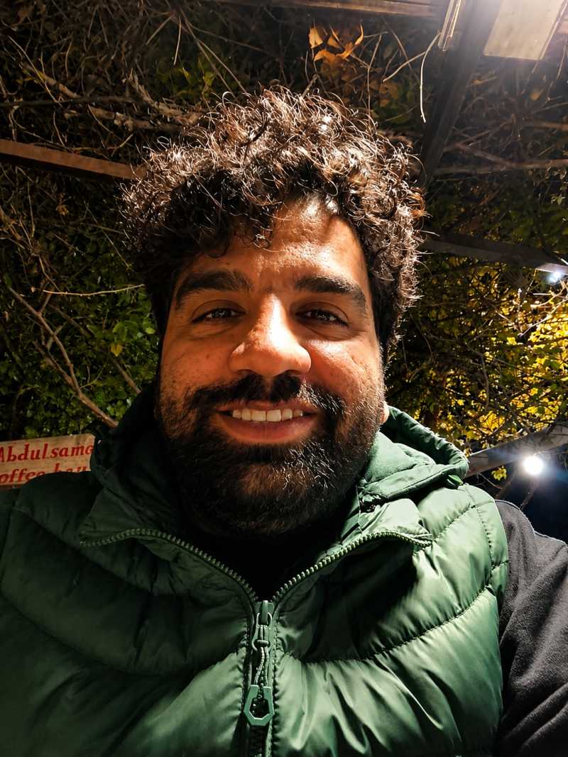 امید اقبالی