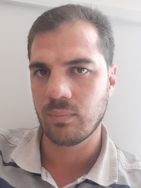 رضا فرج نژاد
