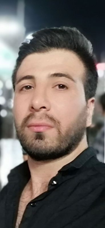 هادی عزتی