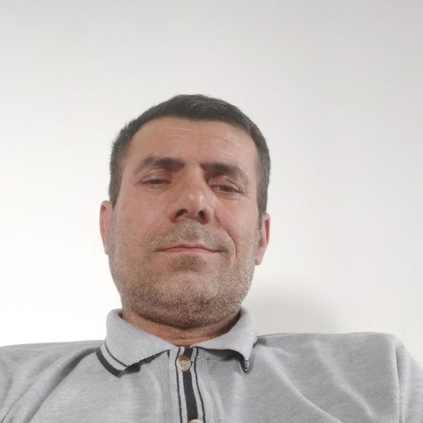 اکبر نوید