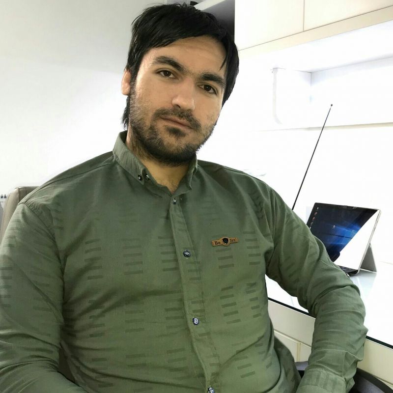 وحید خاکپور