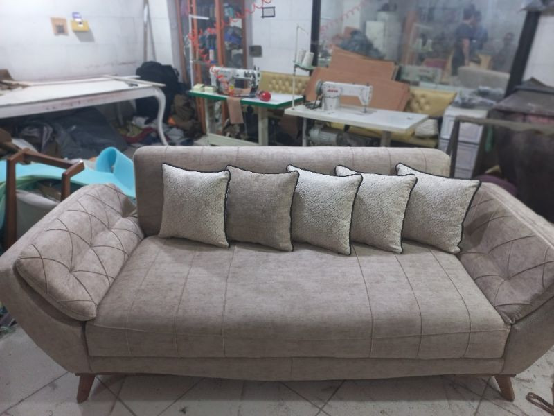 مصطفی احمدی