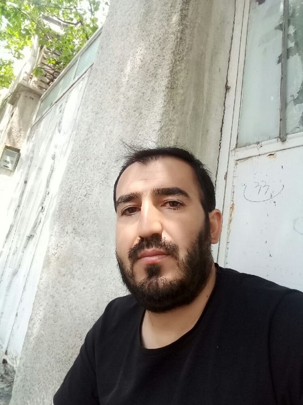 روح الله عباسی