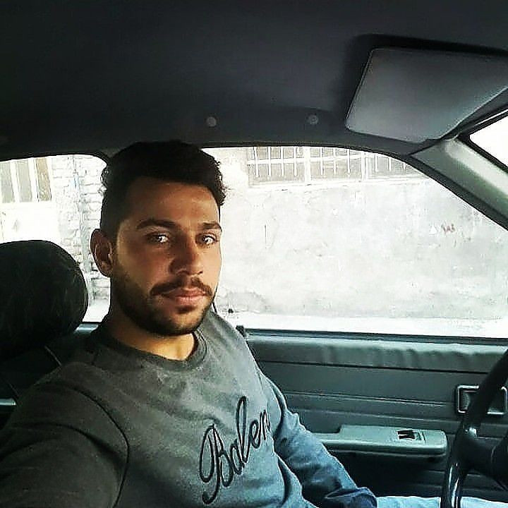 محسن عنبری