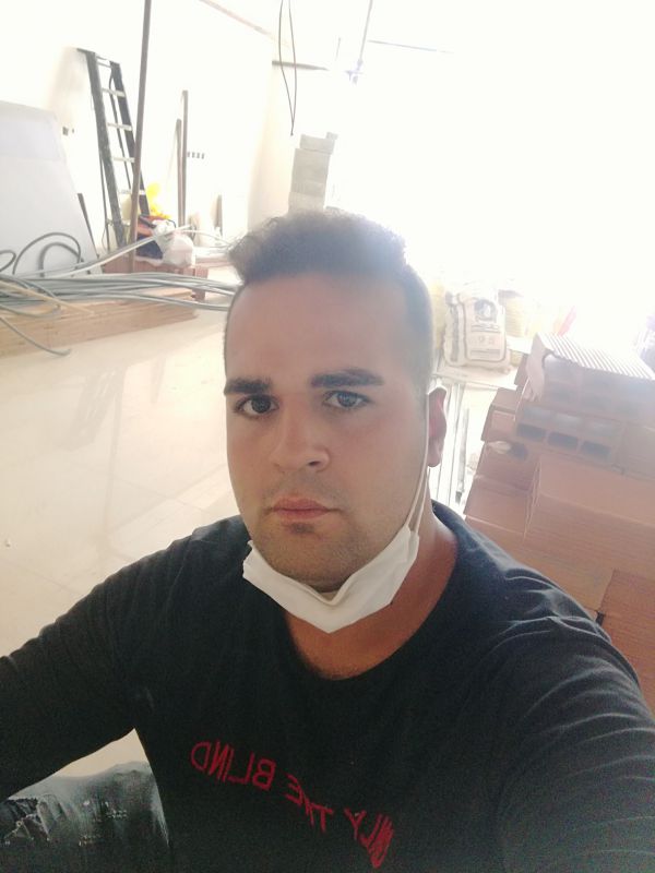 فرهاد صادقی