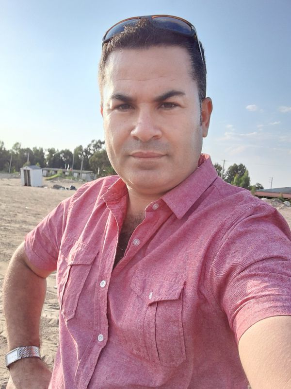 عارف صادقی