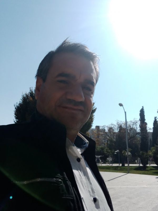 فاضل نیکبخت