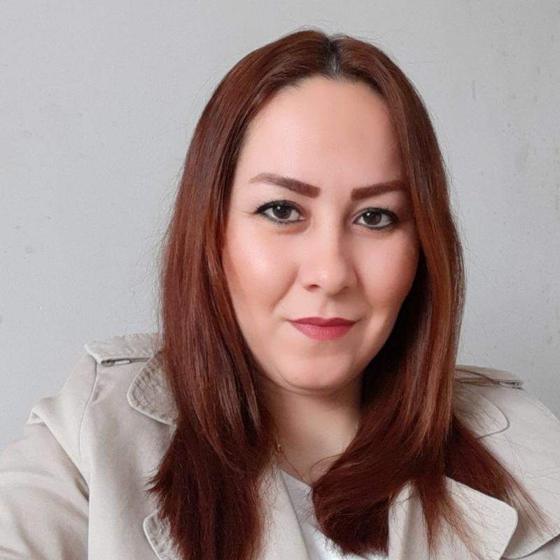 ناهید فرج نژاد
