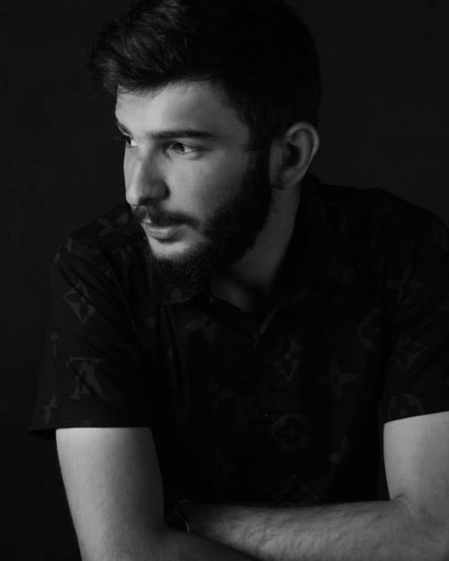 صدرا یزدان ستا