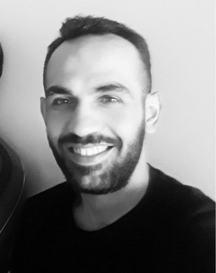 جواد عاشوری