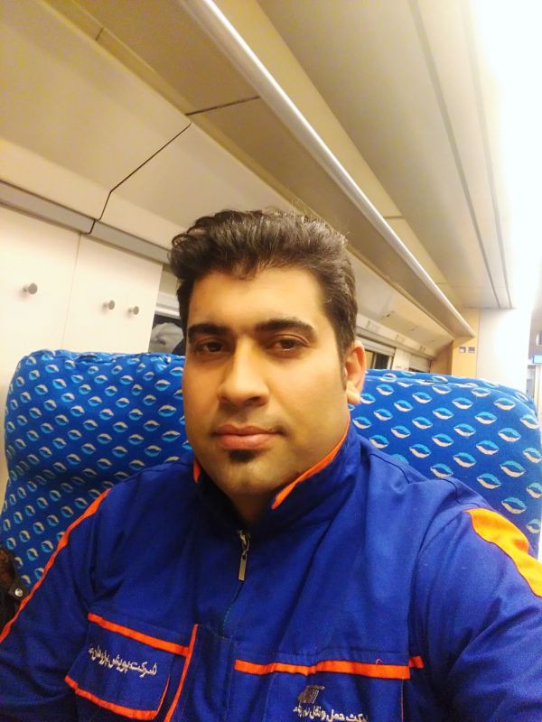 هادی رسائی