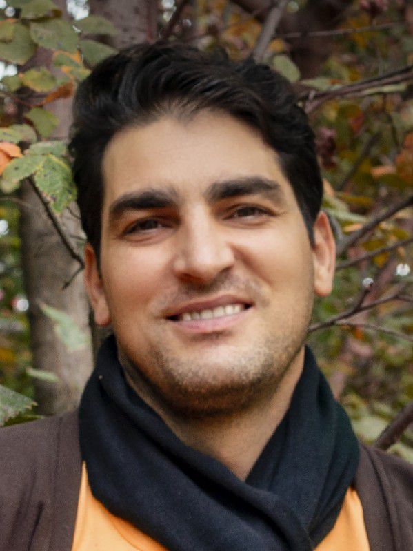 یاسر حسینی فر