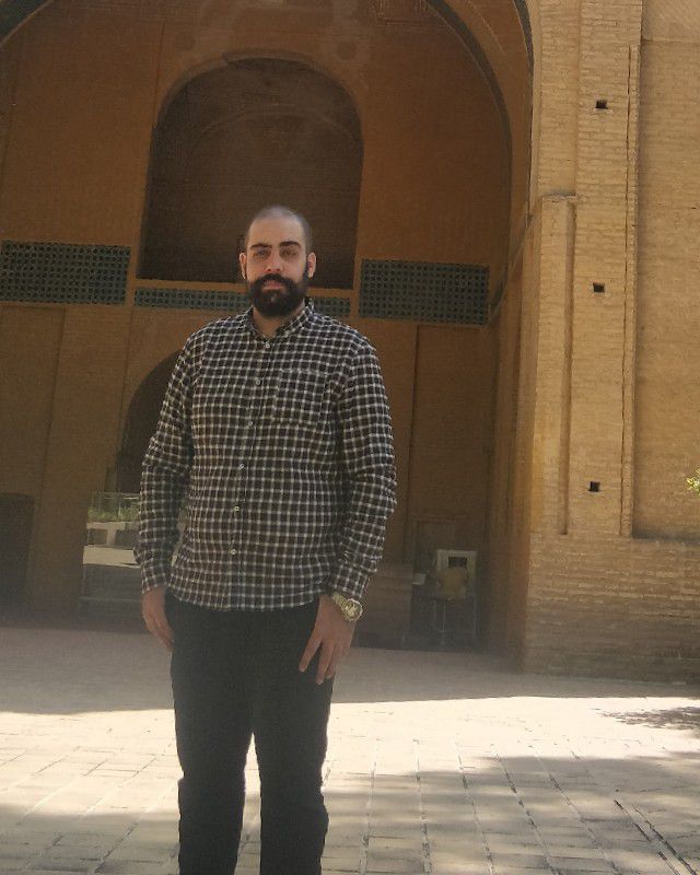 سینا اسماعیلی