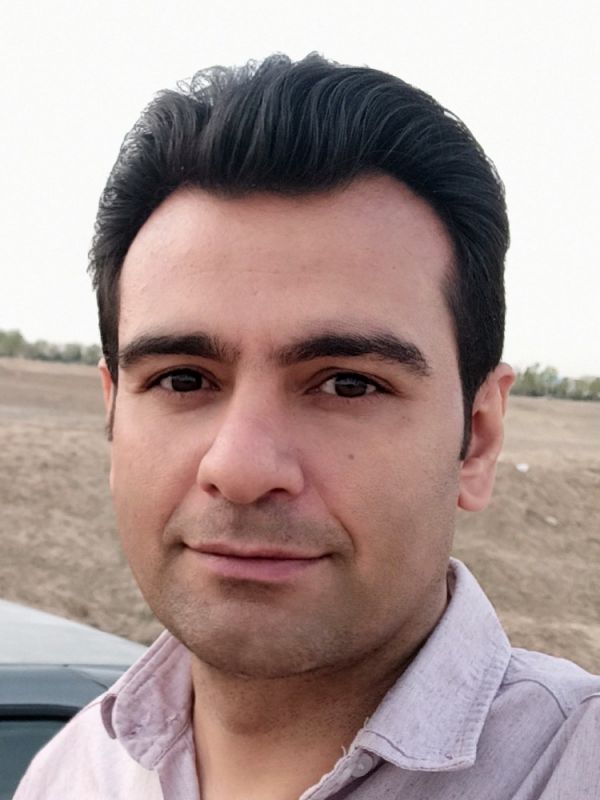 احمد آرام پور