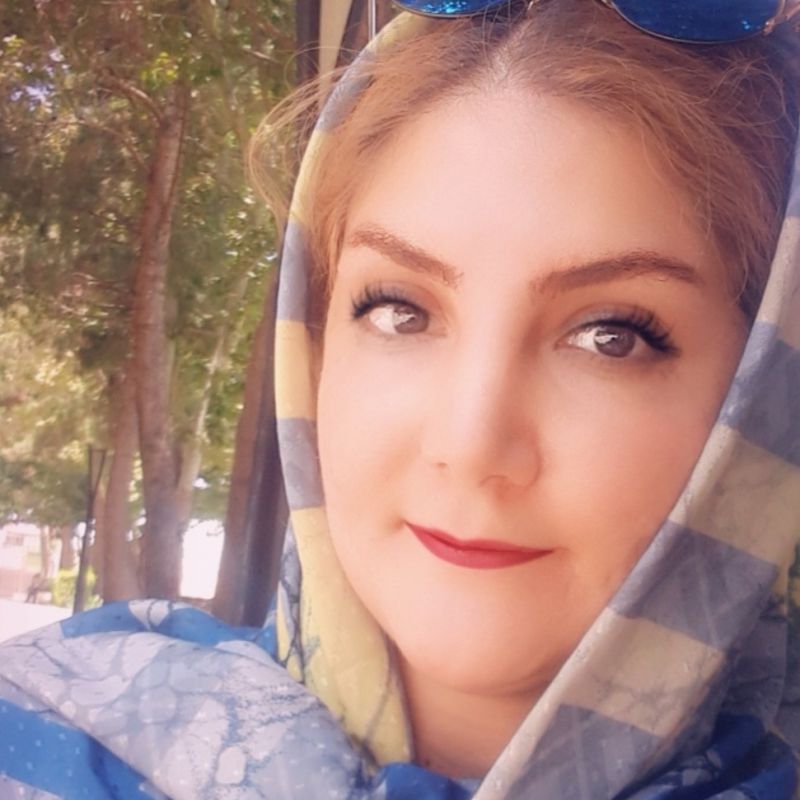 نسیم محمودی