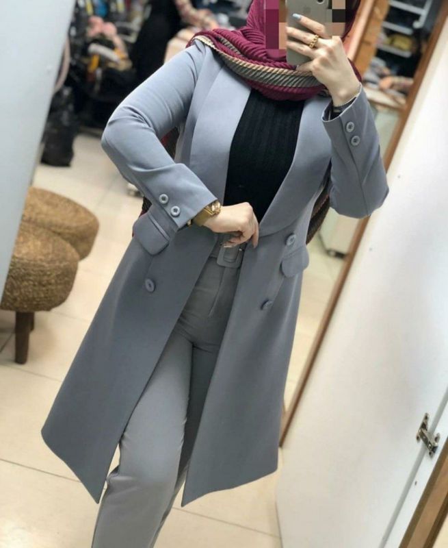 زهرا باقری