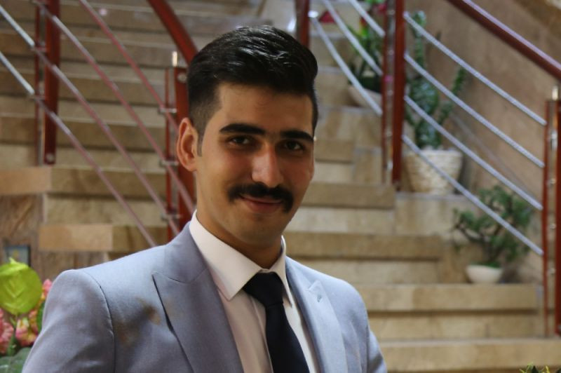 نیما لطیفب