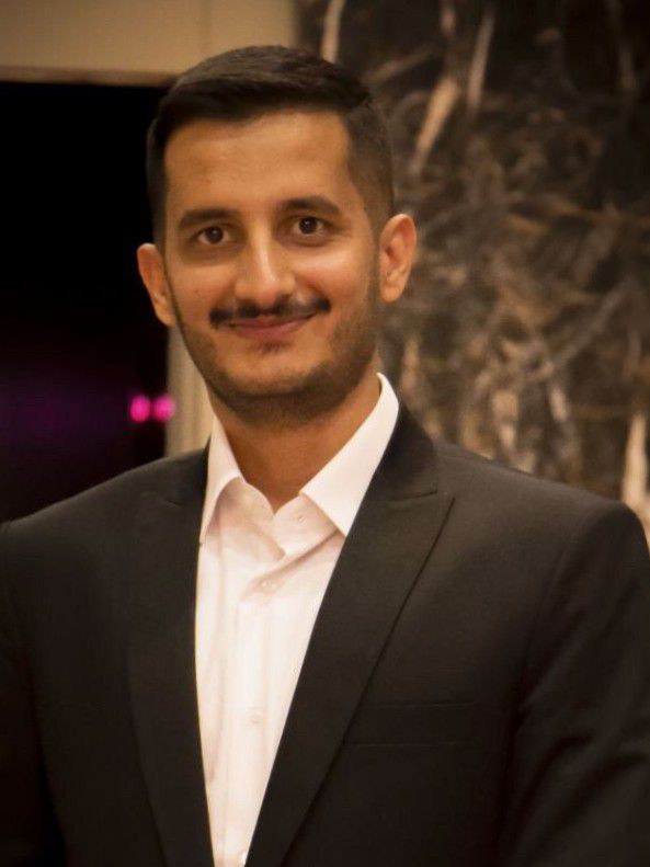 محسن ایالیان