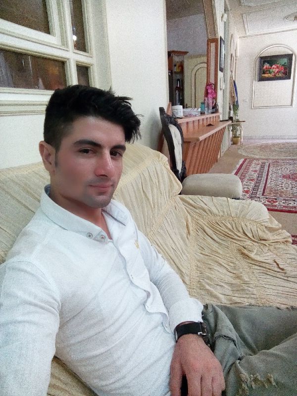 فرزاد طولابی