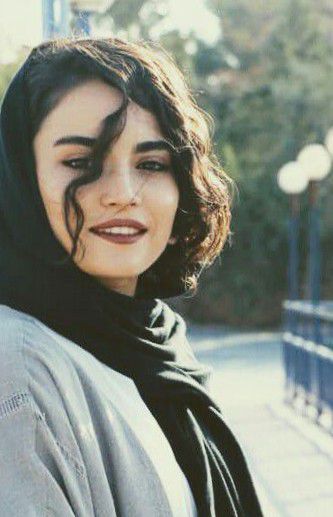 مهروش فرهمند