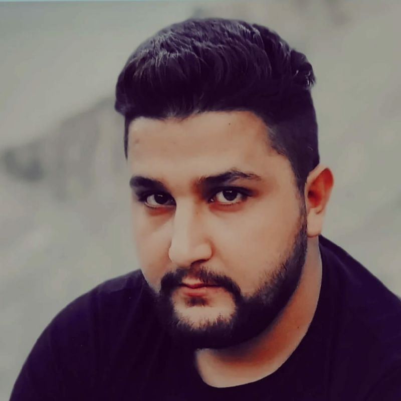 علیرضا احمدی