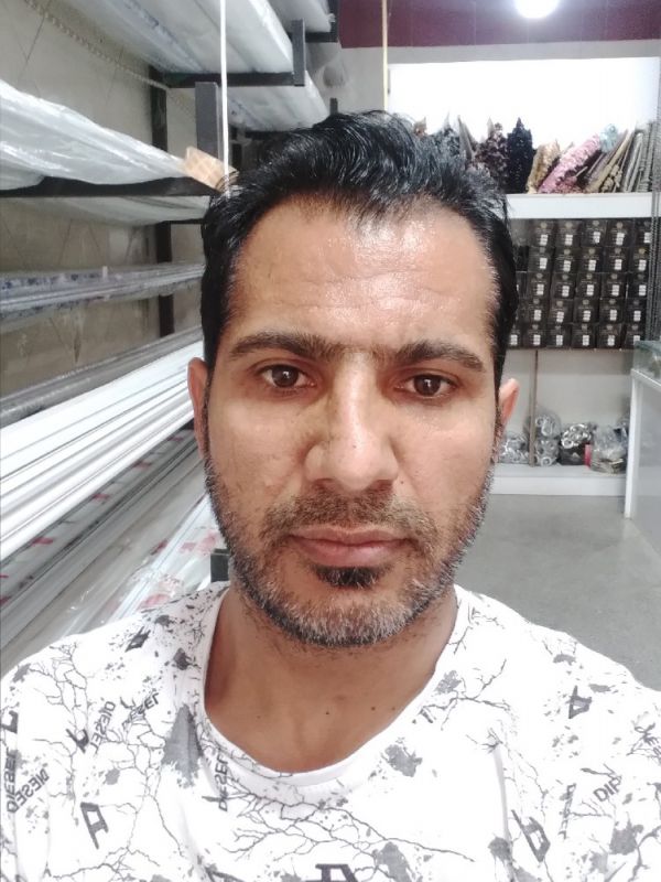 هاشم روشن قیاسی
