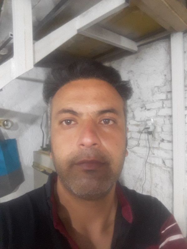احسان صفری چادگانی