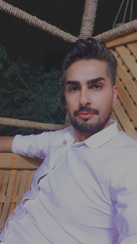 علی یادگاری
