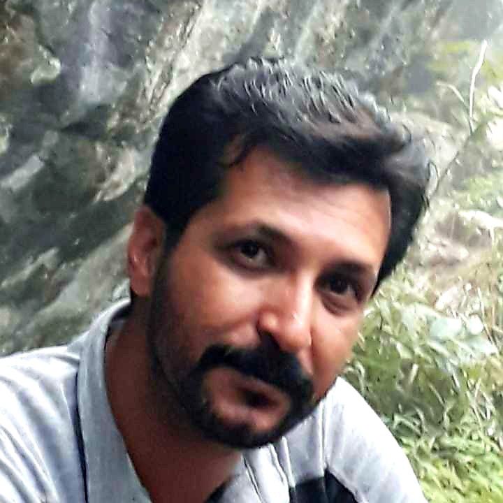 محسن رهنما